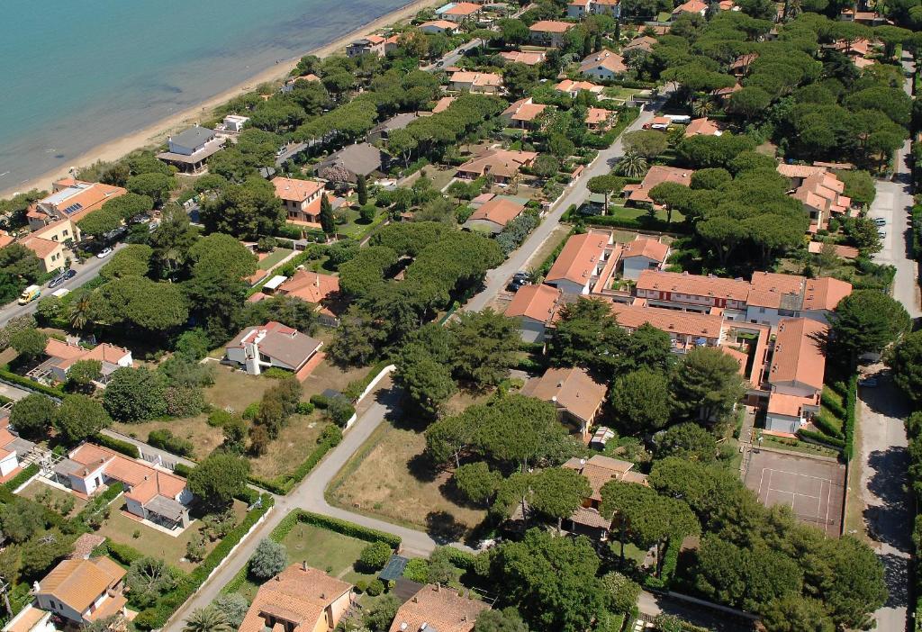 Rta Airone Aparthotel Orbetello Buitenkant foto