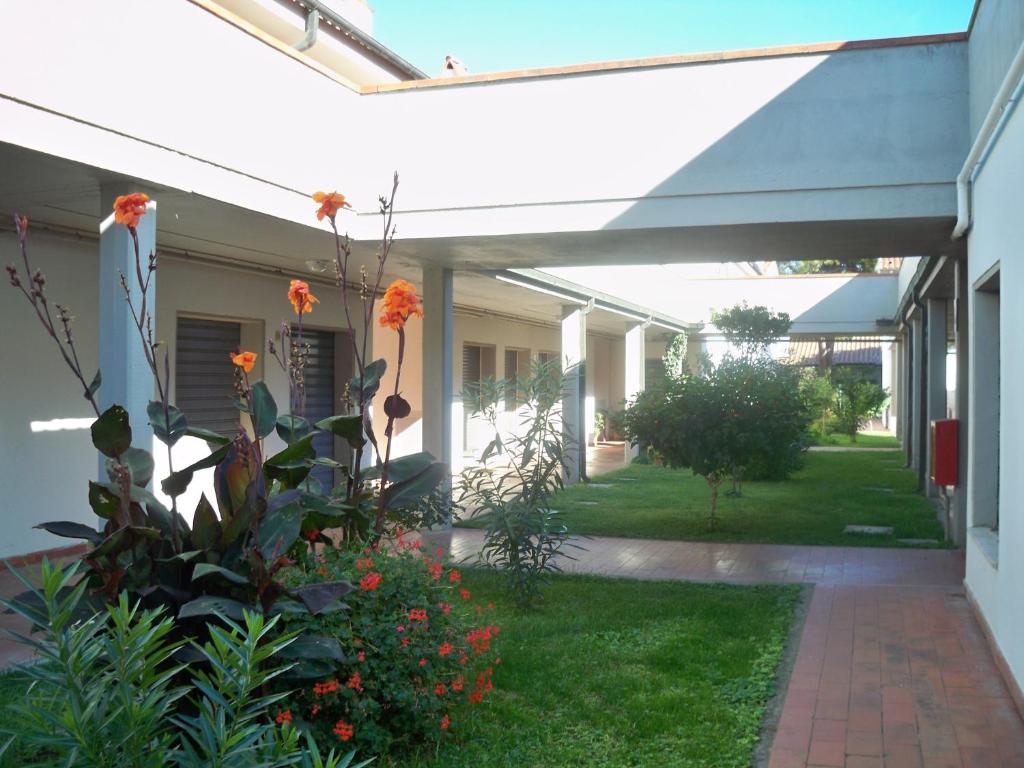 Rta Airone Aparthotel Orbetello Buitenkant foto